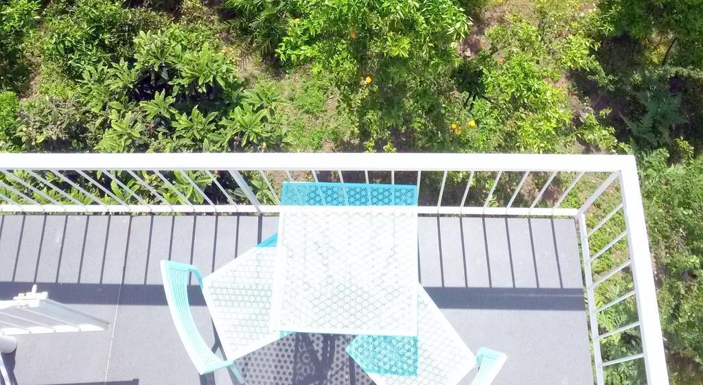 Back To Sorrento Bed and Breakfast Sant'Agnello Exteriör bild