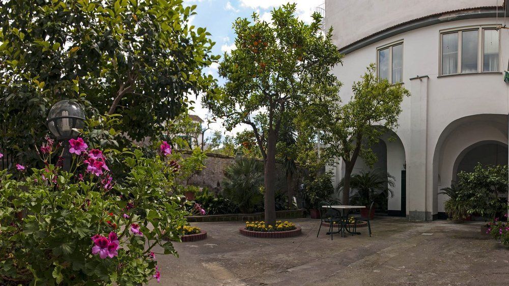 Back To Sorrento Bed and Breakfast Sant'Agnello Exteriör bild